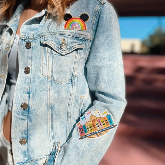 Denim jacket - Picture 2 of 3